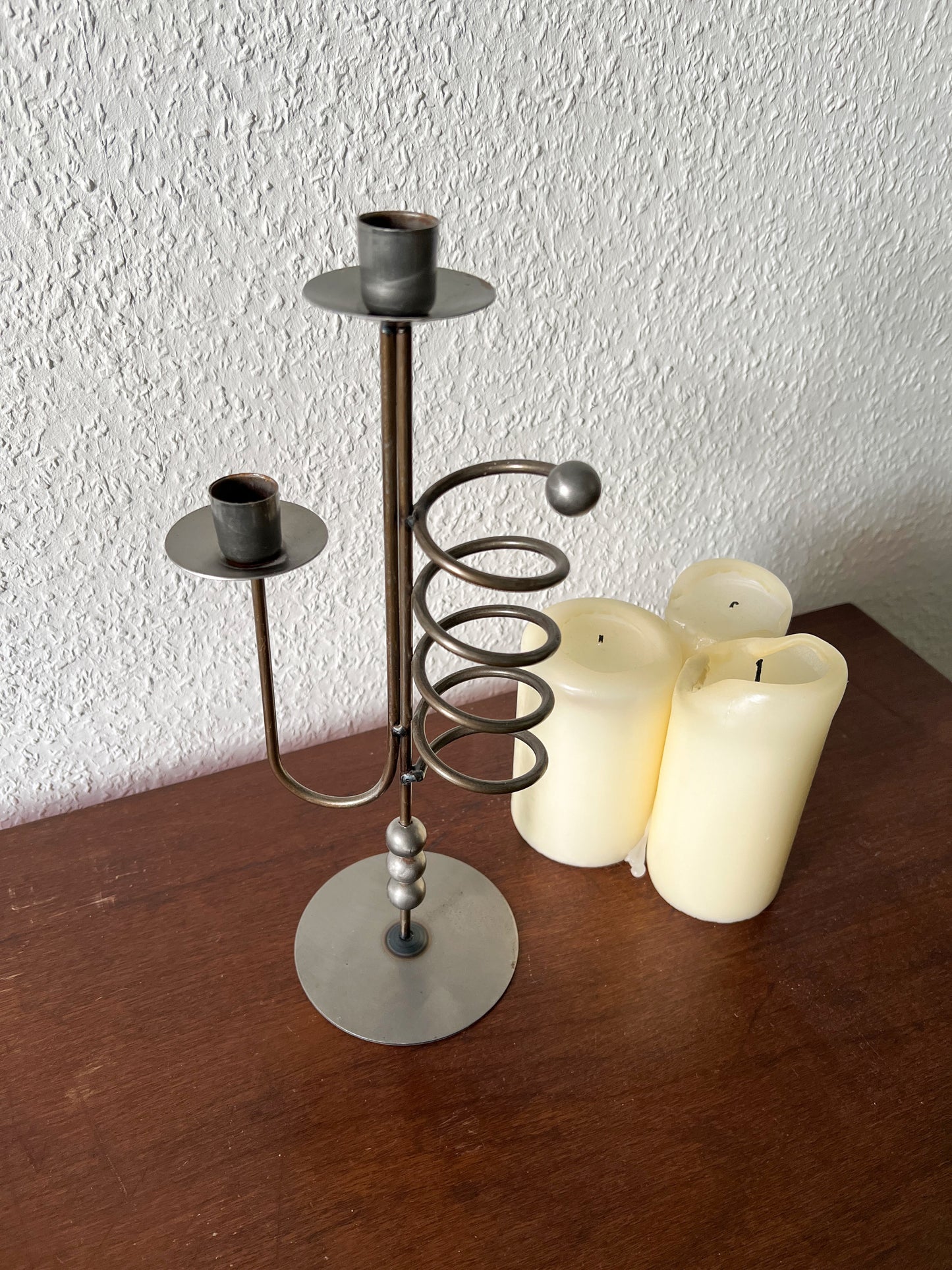 Metall Kerzenständer Kerzenhalter Spirale Kugeln Schwarz Grau Chrom 80er Memphis Milano Vintage MCM Postmodern