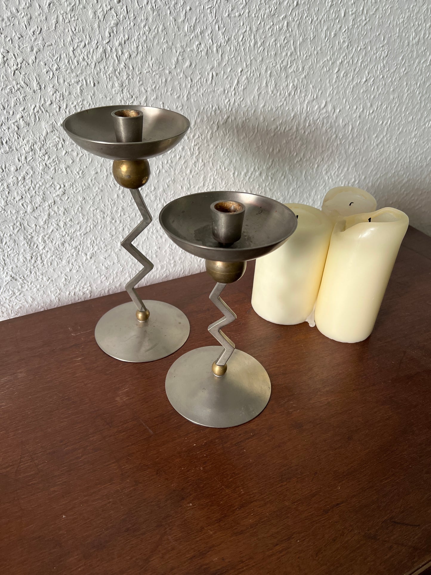 Memphis Milano 2er Set Zigzag Kerzenständer Kerzenhalter 80er Metall/Messing Postmodern MCM