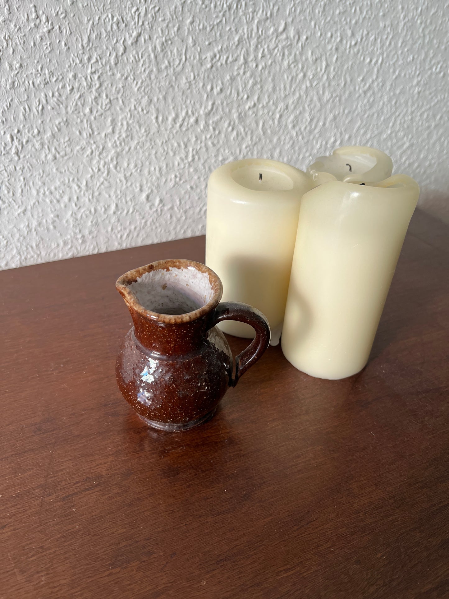 Kleiner Handmade Krug Vase Braun Glasiert Weiß Vintage Henkel Keramik Steingut