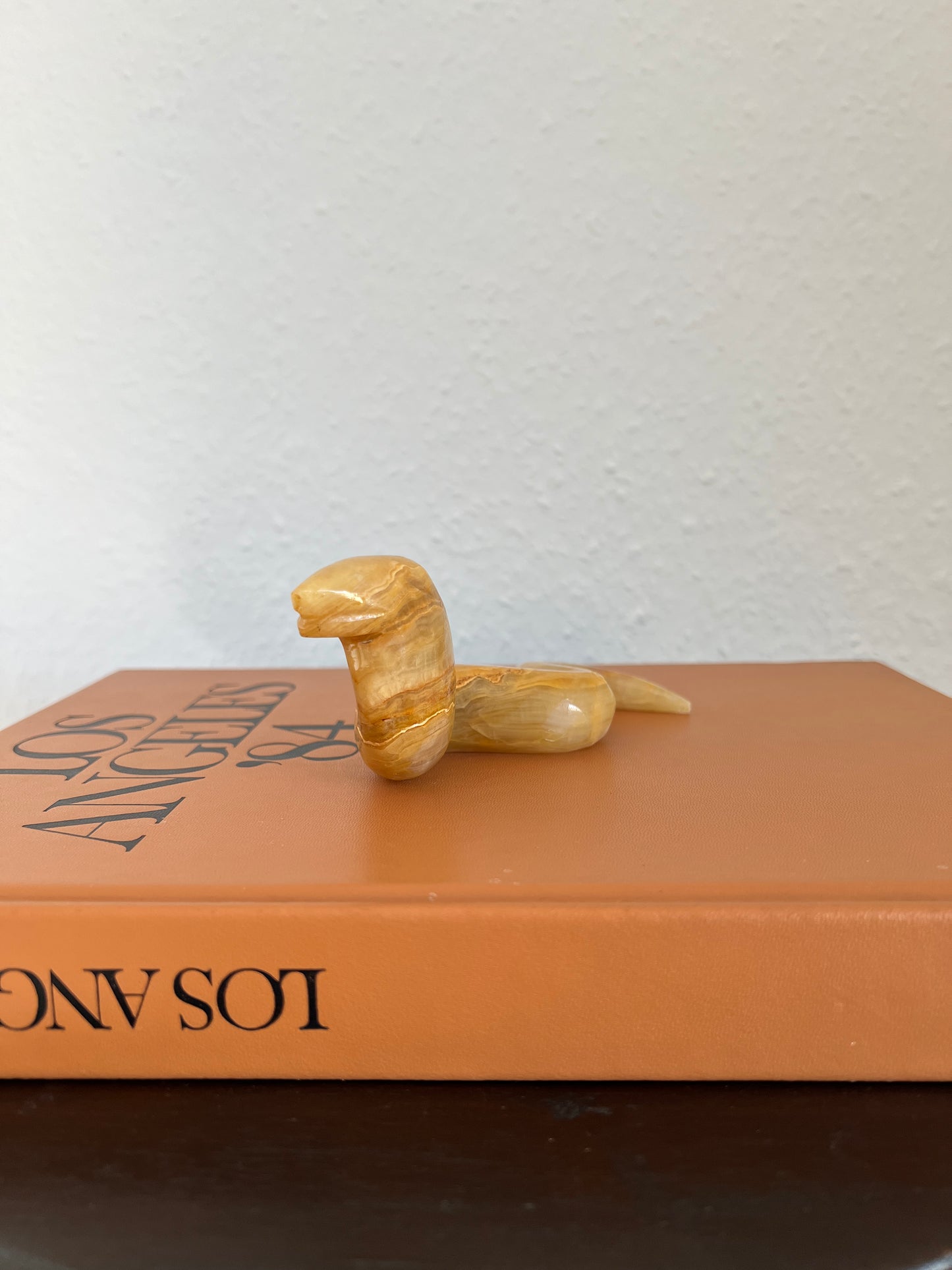 Onyx Schlange Orange Marmor Figur Skulptur Vintage Mid-Century Modern