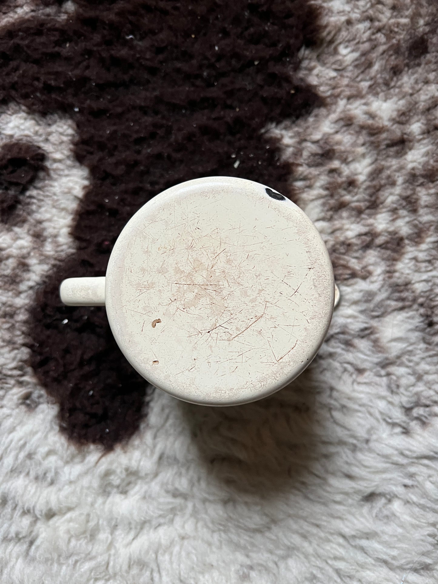 Emaille Becher Eierschalenfarben Vintage