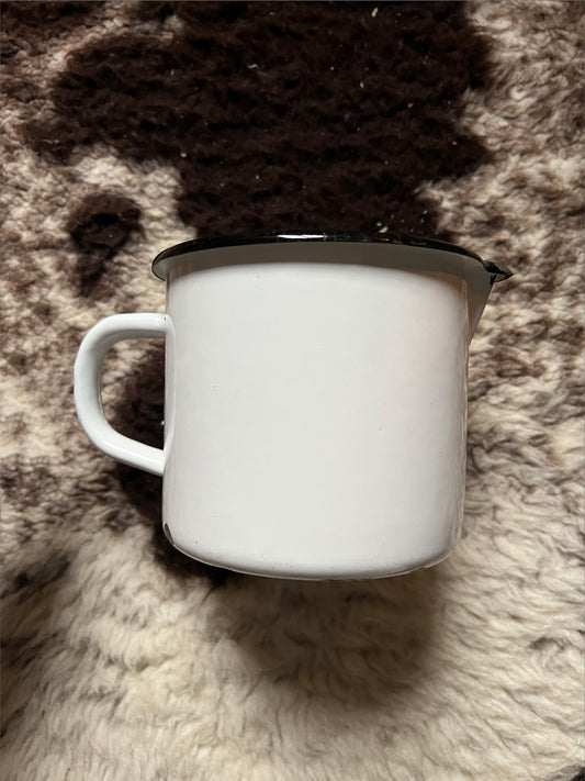 Emaille Becher Weiß Vintage