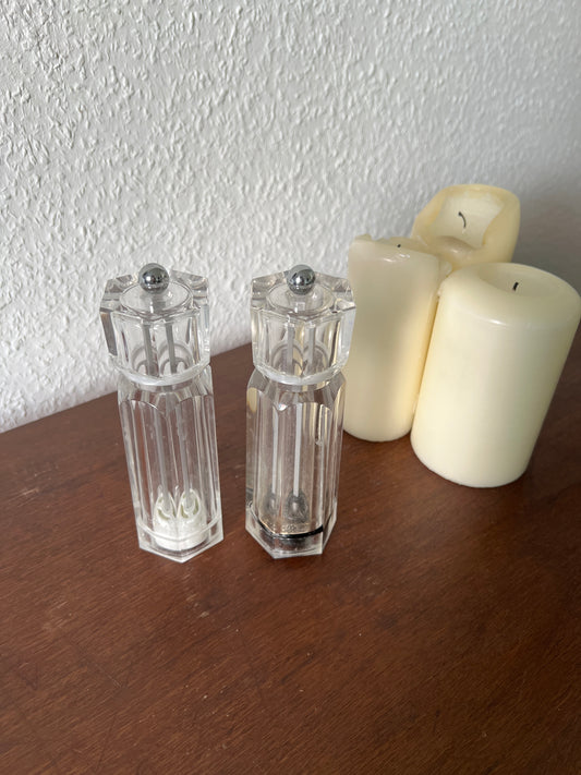 Glass mills set of 2 vintage salt and pepper made of acrylic glass transparent 1980s/90s kitchen accessory